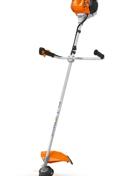 Guadaña Stihl FS 235 original potente y robusta con manillar abierto